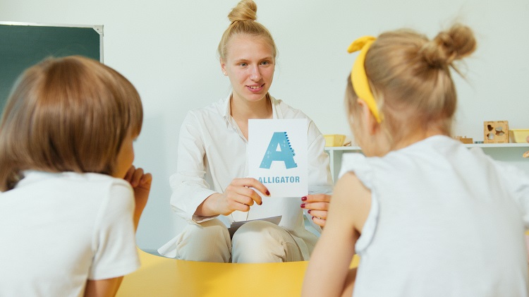 What is a speech-language therapist?